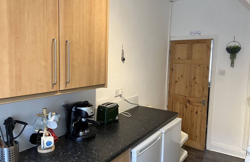 Littleborough Ski Chalet | Cosy Escape: 2Bed Home in Littleborough