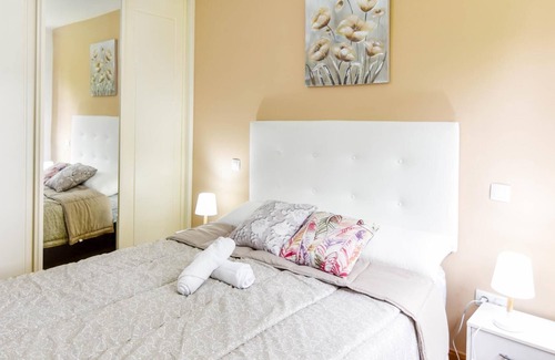 La Helguera Apartment | Cosy flat with pool and garden near Cabarceno