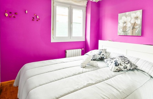 La Helguera Apartment | Cosy flat with pool and garden near Cabarceno