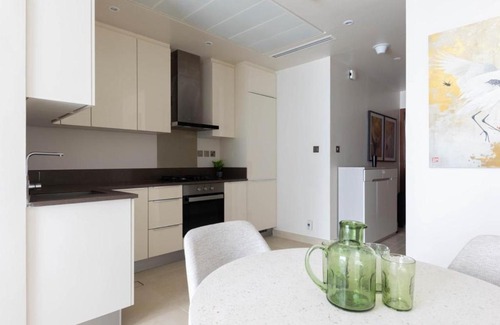 Dubai Marina Apartment | Cosy Fully Renovated Apartment Marina Gate
