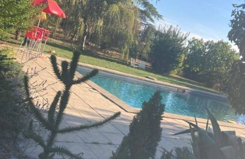 d'Entre Bievre et Rhone Cottage | Cosy gîte in a privileged, peaceful setting with swimming pool