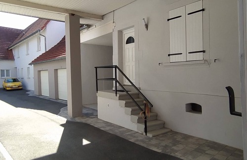 Weitbruch House | Cosy gîte in renovated farmhouse. Spacious bedroom + living room. Pets allowed