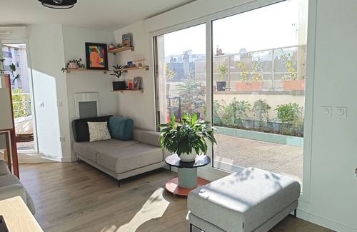 Le Bourget Apartment | Cosy Green Island in the City ! Close to Olympics Paris 2024 Climbing Venue