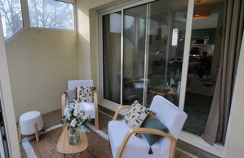 Saint-Palais-sur-Mer Apartment | Cosy ground floor apartment for 4 to 6 people by the sea