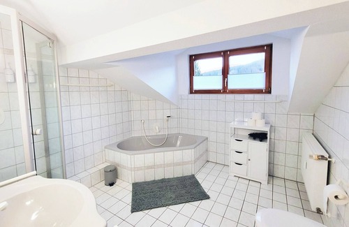 Bodenmais Apartment | Cosy holiday flat in Bodenmais I Sauna I Balcony I View Silberberg