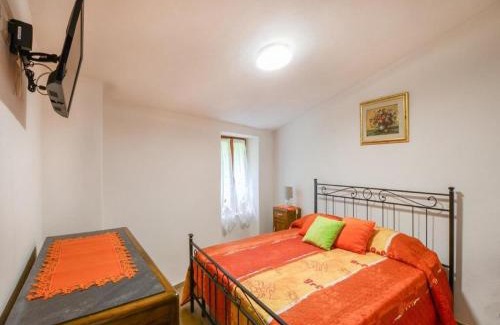 Equi Terme House | Cosy holiday home in Equi Terme with terrace