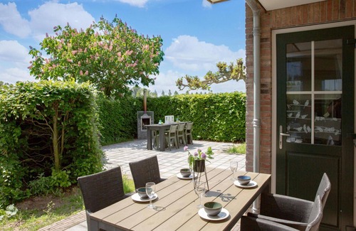 Genderen House | Cosy holiday home with cows