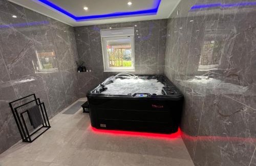 Geispolsheim House | Cosy House et SPA privatif, Jacuzzi Sauna