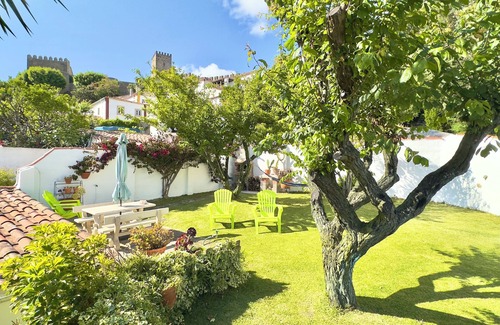 Obidos Apartment | Cosy House inside the Óbidos Castle (Casa do Candeeiro)