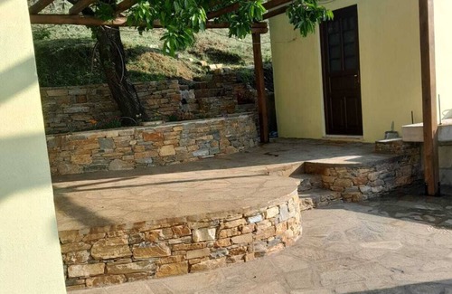 Tsagarada House | Cosy house with large terrace