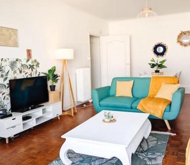 Centre Ville Apartment | Cosy Mirabelle - T3 - Parc des expositions - Balcon & parking