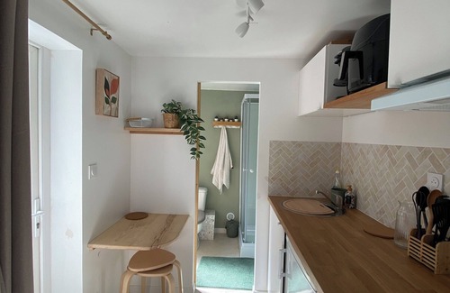 Bourg-Saint-Andeol Apartment | Cosy new studio with private courtyard