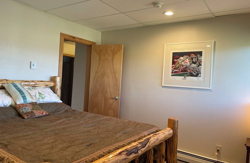 Montana City House | Cosy NewClancy guest’s Suite,Efficiency, , Business or Pleasure. Just For You!