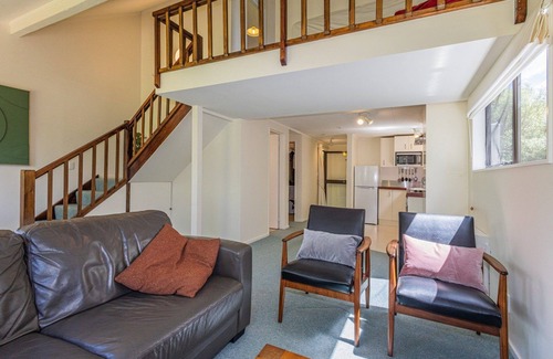 Ohakune House | Cosy Ohakune retreat in park-like Turoa Alpine Village