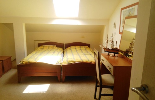 Velji Vinogradi Apartment | Cosy quiet apartment near the beach in the heart of Budva