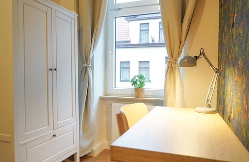 Ilversgehofen Apartment | Cosy & quiet apartment w/great transport links