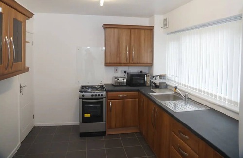 Manchester House | Cosy & Quiet House close to Etihad and City Centre.