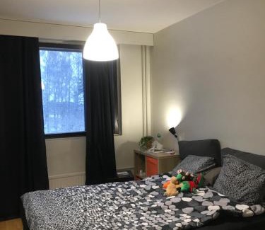 Keskinen District House | Cosy room in Pasila