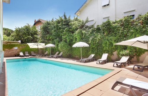 Sud Apartment | Cosy studio à 5 min du centre-ville | Piscine