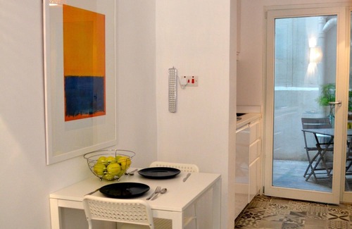 Floriana House | Cosy Studio Maisonette, 8min Walk to Valletta