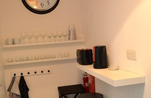 Floriana House | Cosy Studio Maisonette, 8min Walk to Valletta