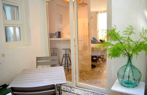 Floriana House | Cosy Studio Maisonette, 8min Walk to Valletta