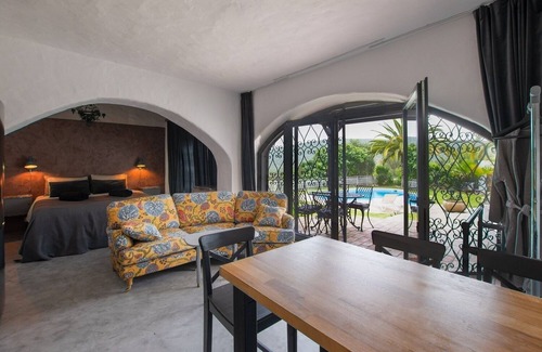 Sao Clemente Cottage | Cosy Suite Quinta da Eira (140 years old)