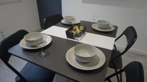 Saint-Quentin Apartment | Cosy T2 Wifi Parking Proche gare CENTRE VILLE