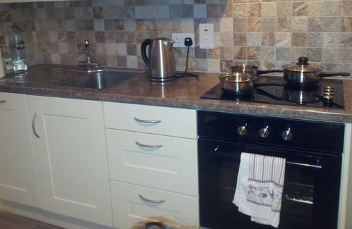 Ennis House | Cosy town centre townhouse with a large back garden