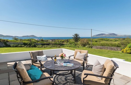 Beenbane Cottage | Cosy two bedroom cottage in Waterville with sea views