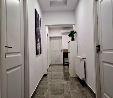 Vaslui Apartment | Cosy Vibe 2