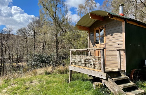 Saint John's Town of Dalry RV Rental | Cosy Woodland off Grid Shepherds Hut - Hazel