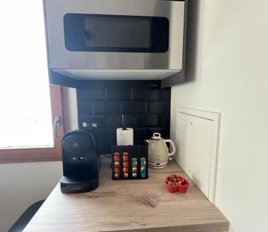 Magny-le-Hongre Apartment | Cosygreen77- Spacious apt with garden & parking, 7mns by car from Disneyland