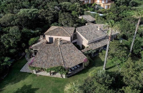 Coti-Chiavari House | Coti Chiavari: house full of character, 100m away from the sea, gulf of Ajaccio
