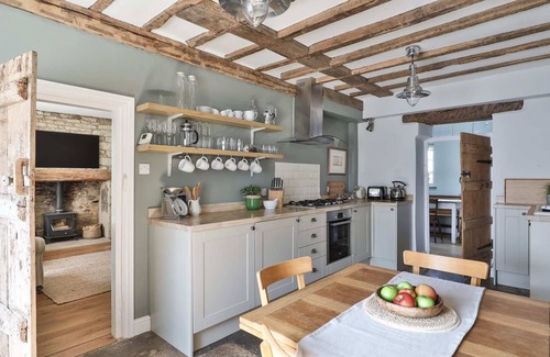 Tetbury House | Cotswold Stone Cottage with 3 Ensuites and Central location Coombers Mead Cottag