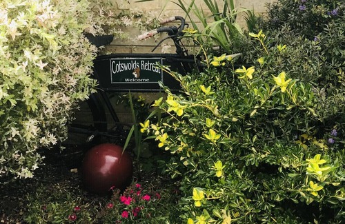 Hullavington Cottage | ' Cotswolds Retreat' Double Jacuzzi/FREE WiFi