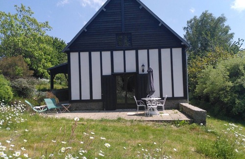 Saint-Michel-de-Montjoie Cottage | Cottage surrounding by greenery, peaceful, only 45mns to Mont saint Michel