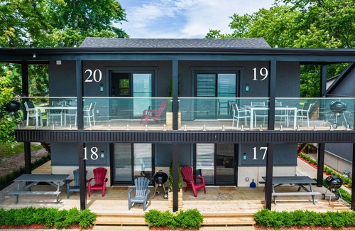 Wainfleet Cottage | Cottage 17: Lower-Level Beachfront Unit in 4-Plex