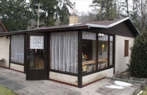 Lsteni Cottage | Cottage 3 min walk to river beach,