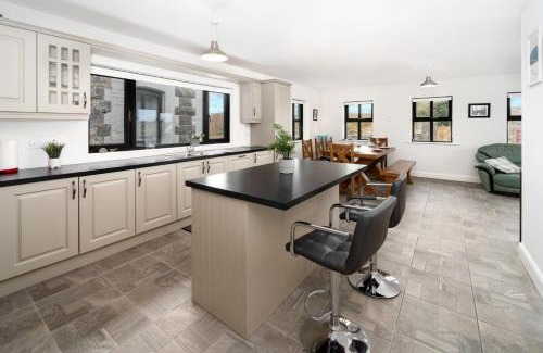 Oughterard House | Cottage 345 - Oughterard
