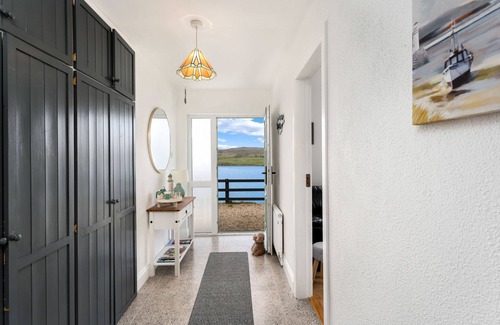 Clifden Cottage | Cottage 439 - Clifden - sleeps 8 guests in 4 bedrooms