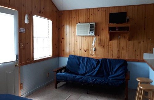 Huntsville Other | Cottage #5 Harmon Creek Marina and Campground