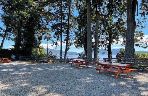 Sooke Cottage | Cottage 5 with Waterfront and Beach Access