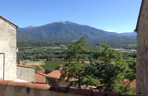 Eus Apartment | Cottage Apartment In The Heart Of The Beautiful Village Of Eus