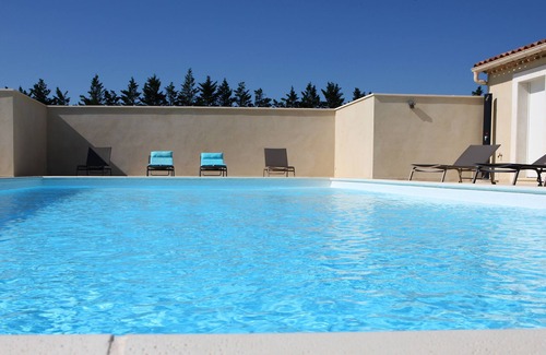 Saint-Andiol Apartment | Cottage between Alpilles and Luberon in Saint Andiol - Luberon
