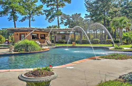 Ridgeway House | Cottage by the Pond on Gorgeous Expansive Estate