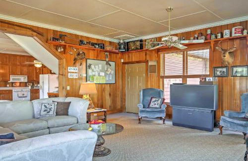 Ridgeway House | Cottage by the Pond on Gorgeous Expansive Estate