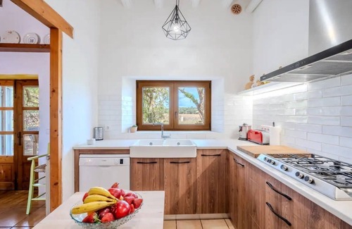 Manacor Cottage | Cottage 'Can Coca Des Coll' with Mountain View, Private Pool and Wi-Fi