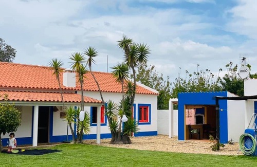 Malhadinhas Cottage | Cottage 'Casa 4' with Shared Pool, Private Terrace and Wi-Fi