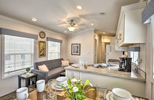Pleasant Mount House | Cottage Complex Family & Pet-Friendly Spring Midweek - 35% OFF Promo